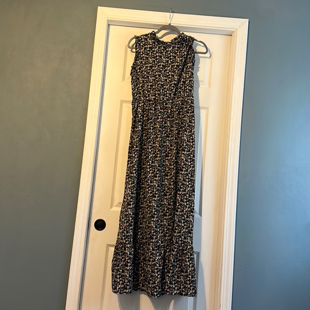 Floral ruffle hem belted dress